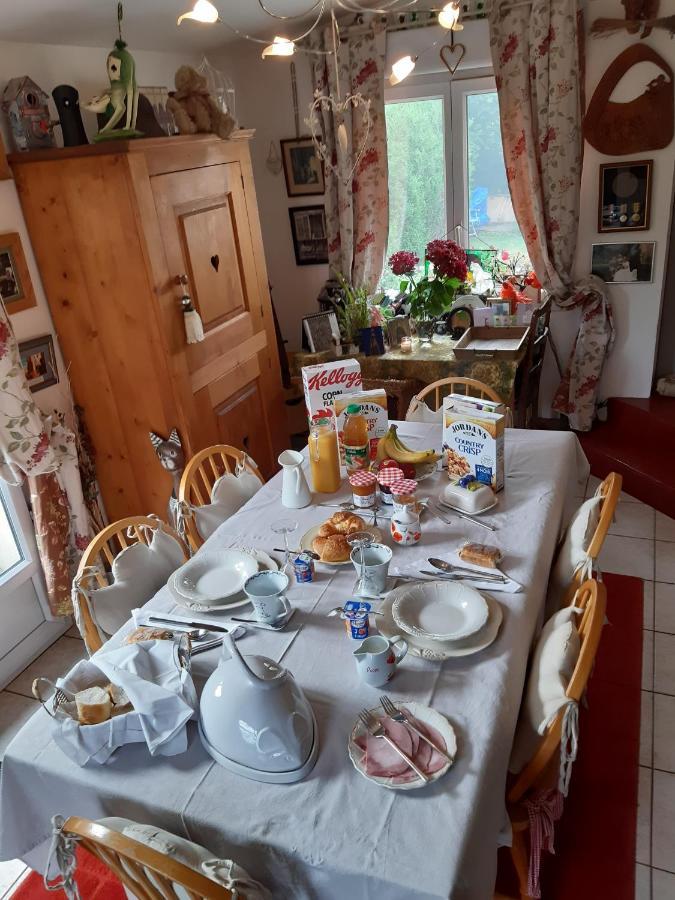 Les Alouettes B&B Hardecourt-aux-Bois Esterno foto